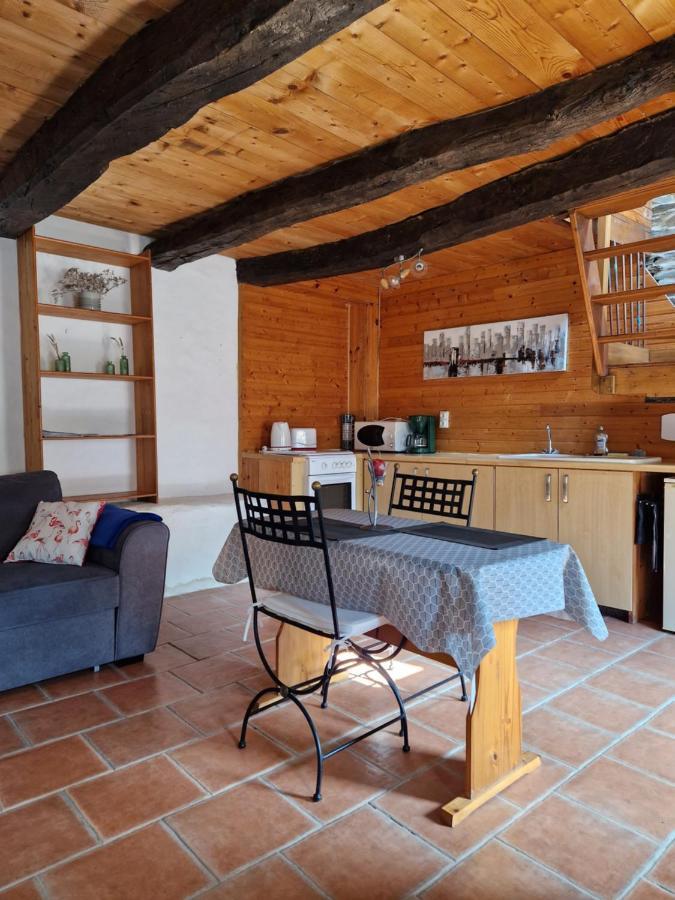 Gite Rustique En Centre Bretagne Laniscat Esterno foto